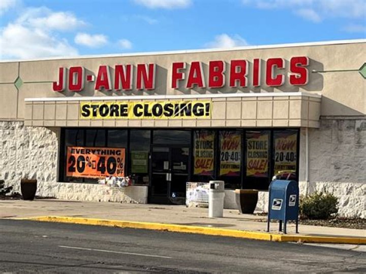 Does Joann's do framing?
