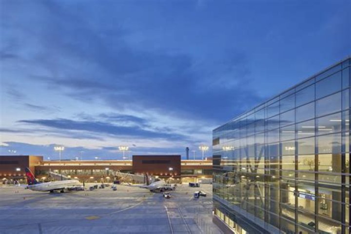 How do I pick someone up from the Salt Lake City Airport?