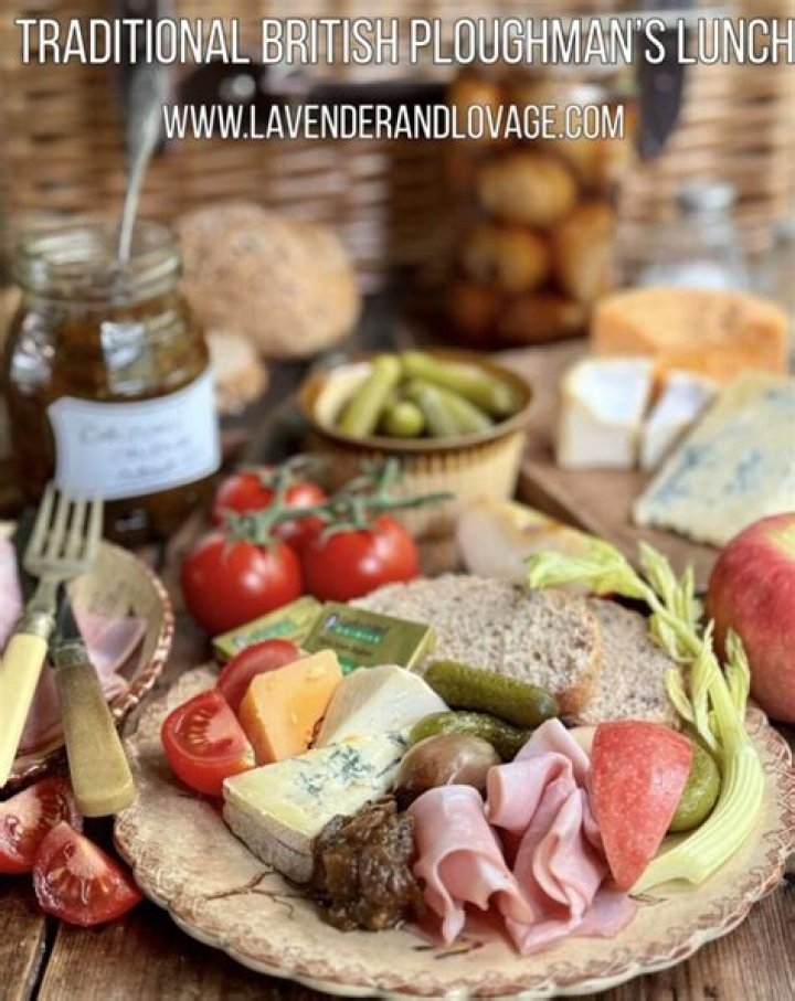 How do you eat a Ploughman's lunch?