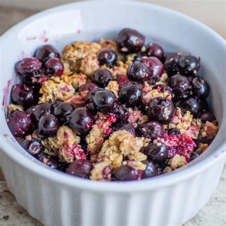How do you reheat berry crisp?