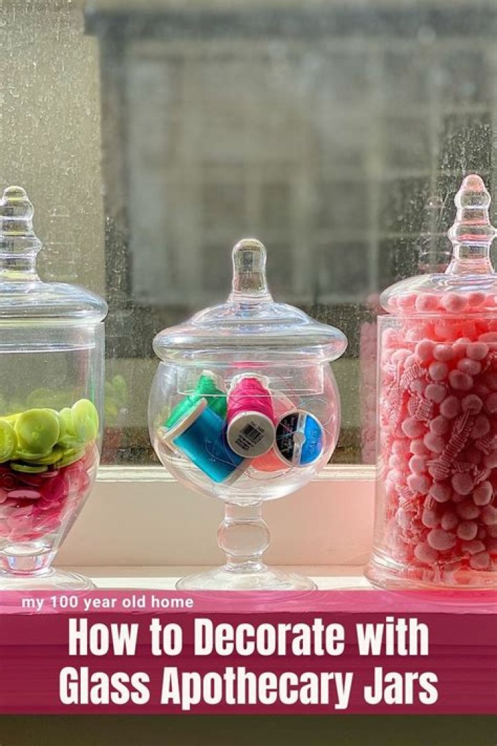 What are apothecary jars used for?