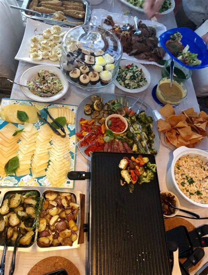 What is a raclette dinner party?